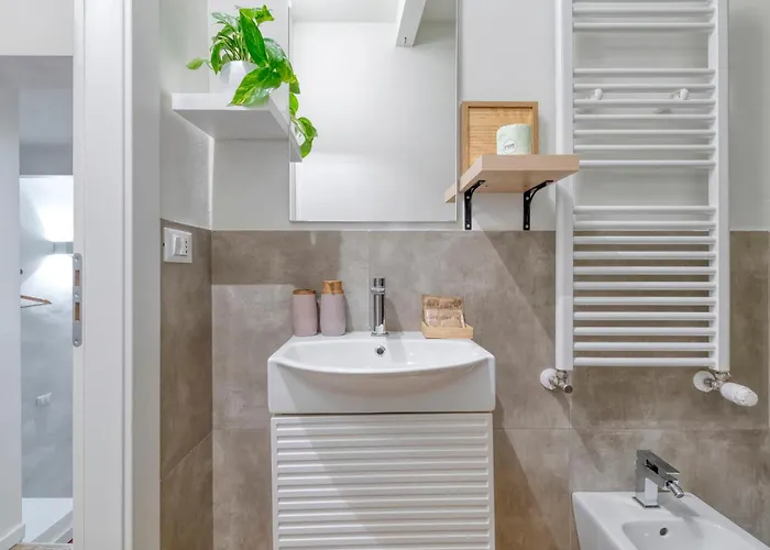 Domus Vera By Different Apartman Bologna