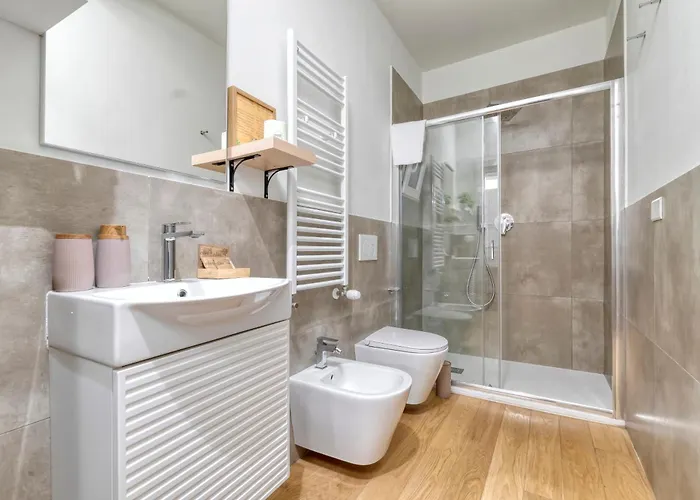 Domus Vera By Different Apartman Bologna